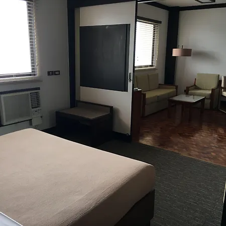 Sunny Bay Suites-3