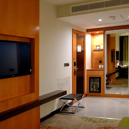 Holiday Inn Jeddah Gateway By Ihg-2