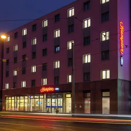 Hampton By Hilton Nuernberg City Center-2