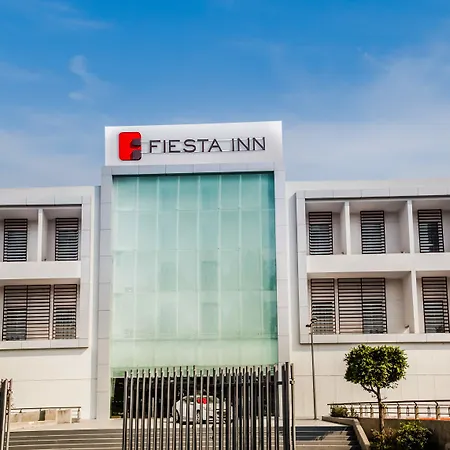 Fiesta Inn Plaza Central Aeropuerto-2