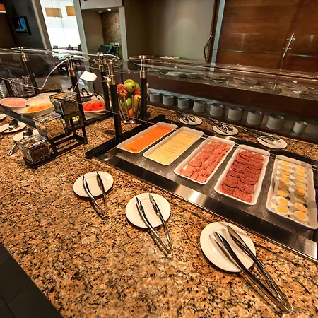 Hyatt Place Tijuana-3