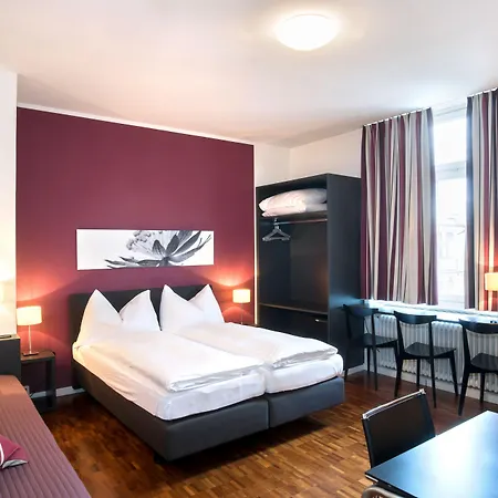 Hotel Hottingen - Near Old Town And Lake-3