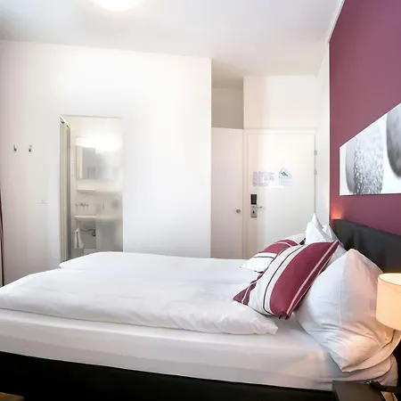 Hotel Hottingen - Near Old Town And Lake-2