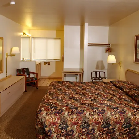 Tiki Lodge Motel-3