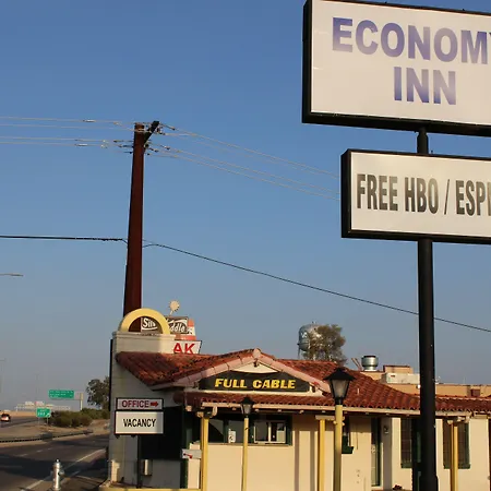 Economy Inn-3