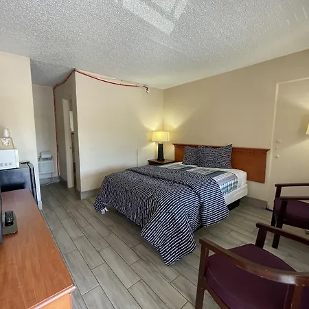 Castillo Inn-2