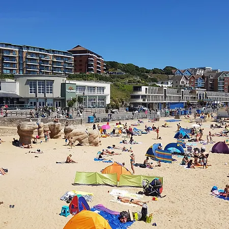 Boscombe Reef Hotel-2