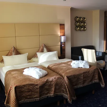 Grand Hotel Empire-3