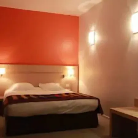 Esatitude Hotel-3