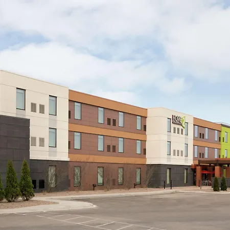 Home2 Suites By Hilton Milwaukee Airport-2