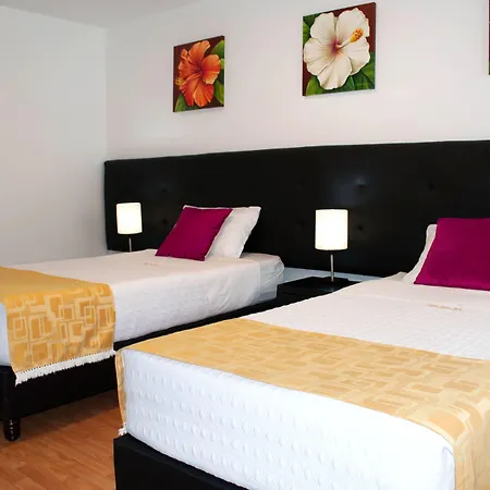 Hotel Ferias Park-3