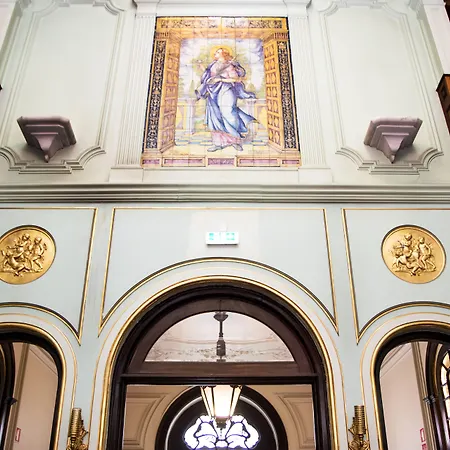 Sant Jordi Hostels Lisbon-2