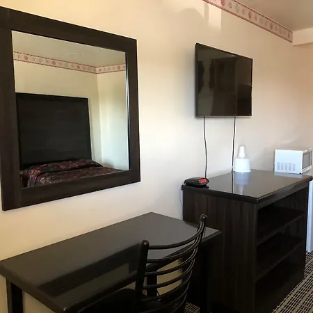 Economy Inn Fresno Yosemite "'Newly Remodeled"'-2