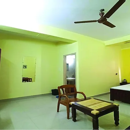 Hotel Avisha-3
