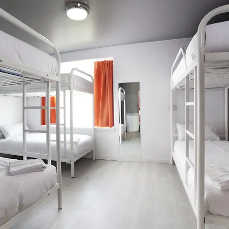 Sleeperdorm - Hostel-2
