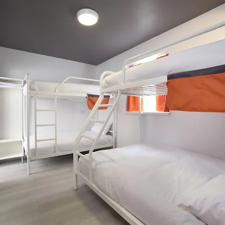 Sleeperdorm - Hostel-3