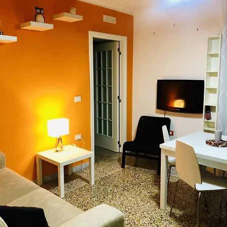 Relais Piazza Del Plebiscito B&B-2