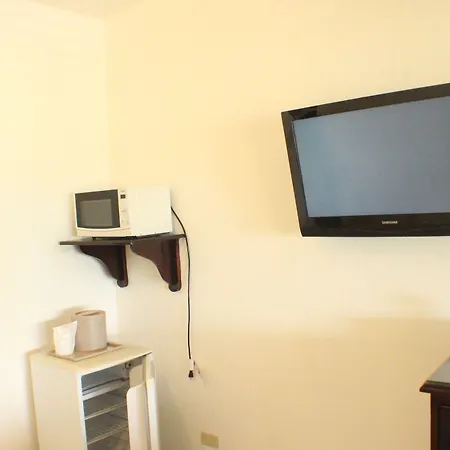 Altamont West Hotel-2