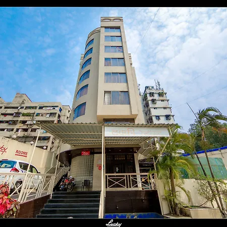 Hotel Lucky Near Nesco-3