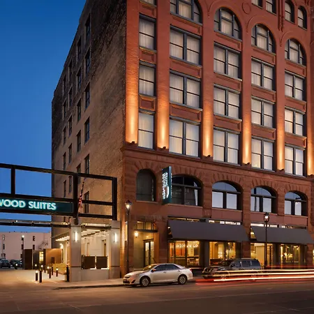 Homewood Suites By Hilton Milwaukee Downtown-2