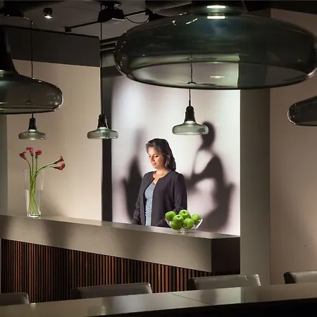 Acasa Suites Hotel Zurich Oerlikon-3