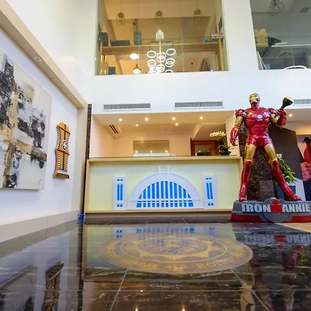 Heroes Hotel-3