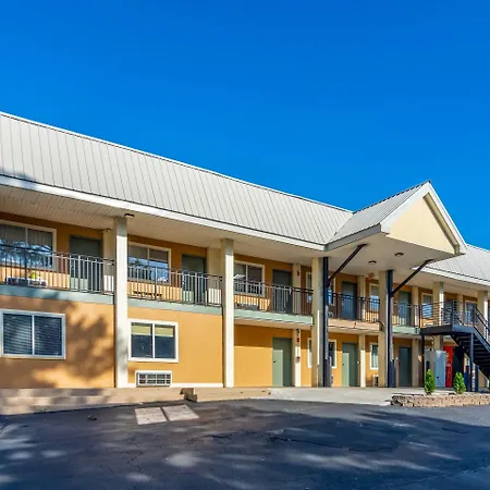 Econo Lodge East Ridge-3