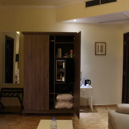 Hotel Particular Destiny Suites-2