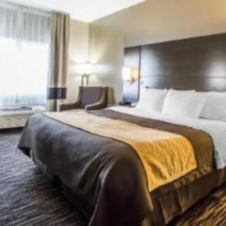 Quality Inn Dayton North - Vandalia-2