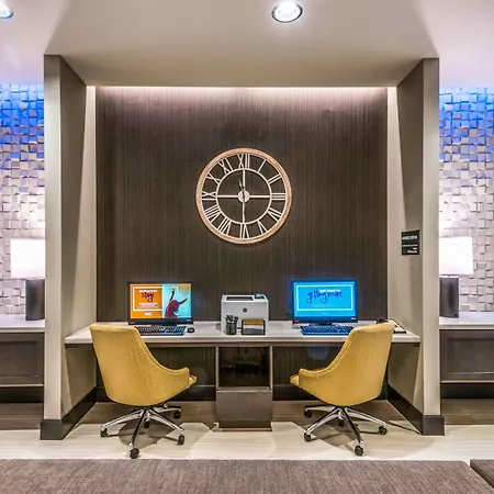 Hampton Inn & Suites Tallahassee Capitol-University-3