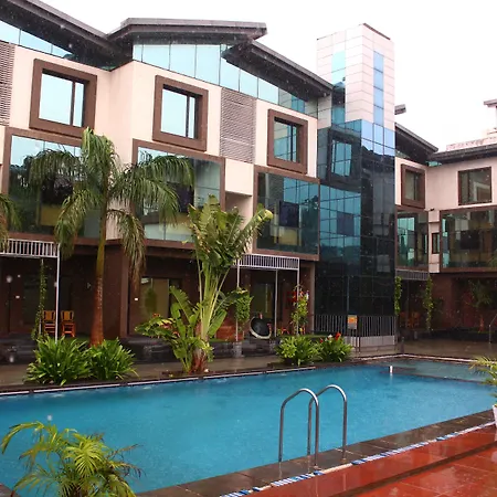Hotel Krishna Park Resort-2