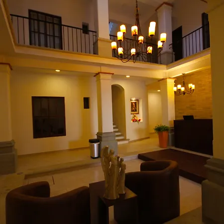 Hotel Real Alma-2