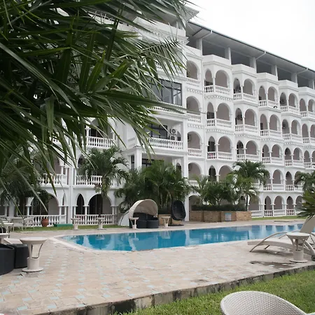 Cityblue Creekside Hotel & Suites-3