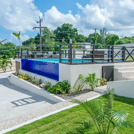 Nianna Coral Bay Deluxe Townhouse 1-3