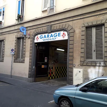 Boutique B&B Torre De' Conti-3
