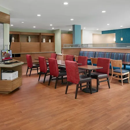 Towneplace Suites By Marriott Tampa South-3