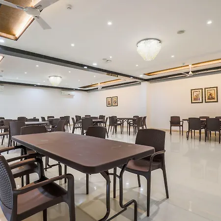 Fabhotel Prime Sapphire Inn-2