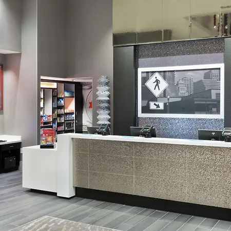 Hampton Inn & Suites Atlanta Buckhead Place-3