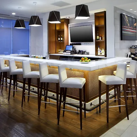 Springhill Suites By Marriott Columbus Easton Area-3