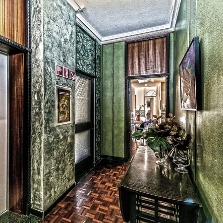 Riviere Private Rooms Alla Scala-3