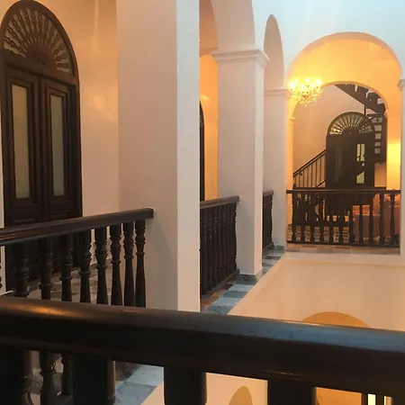 352 Boutique Guest House-2