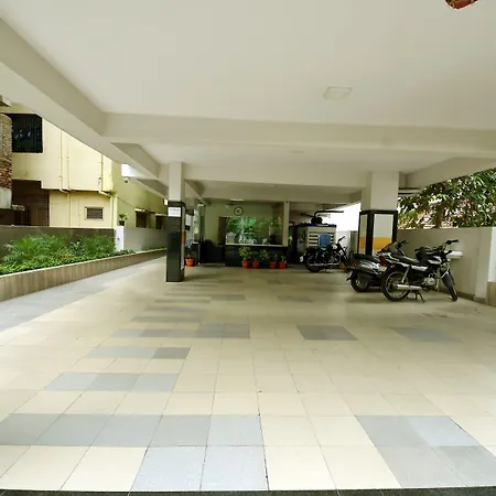 Sri Maharaja Inn-3