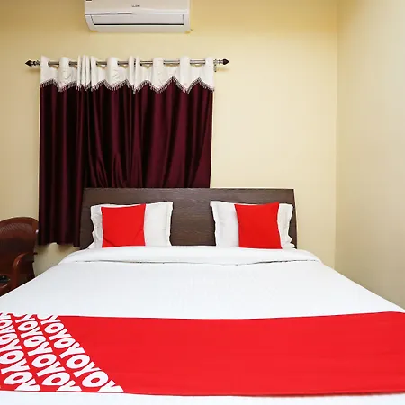 Oyo 16821 Hotel Senapati Palace-2