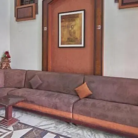 Hotel Naveen-2