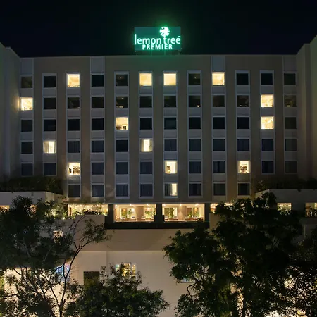 Lemon Tree Premier City Center Pune-3