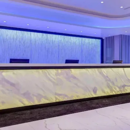 Est Hotel-2