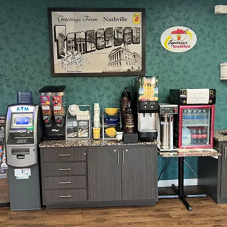 Super 8 By Wyndham Nashville Near Downtown / I-40-2