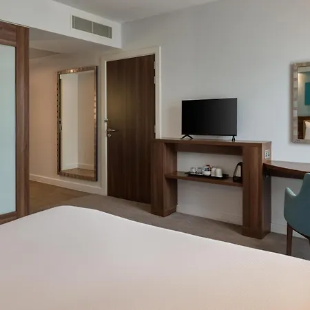 Hampton By Hilton Bournemouth-2