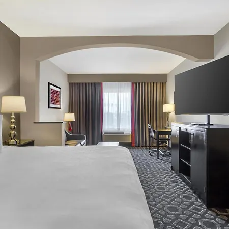 Best Western Plus Laredo Inn & Suites-2