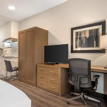 Executive Residency By Best Western Calgary City View North-3